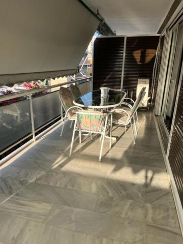Spacious And Sunny Appartment In Cholargos Афіни Екстер'єр фото